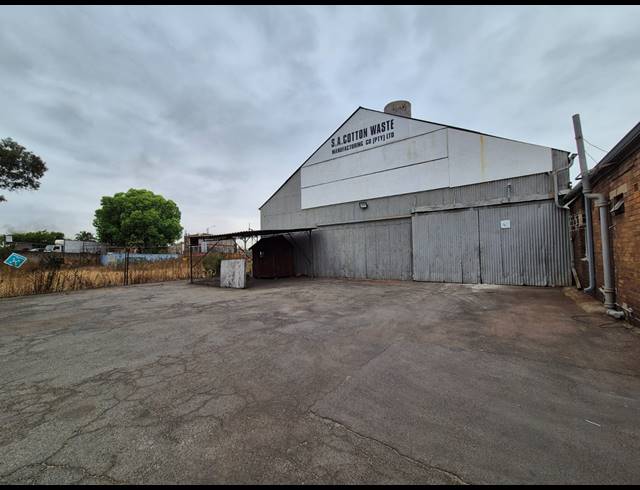 1,299M² WAREHOUSE TO LET IN DRIEHOEK